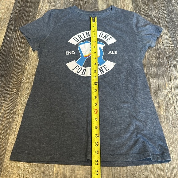 ✌️Dutch Bros Tshirt - Picture 6 of 7